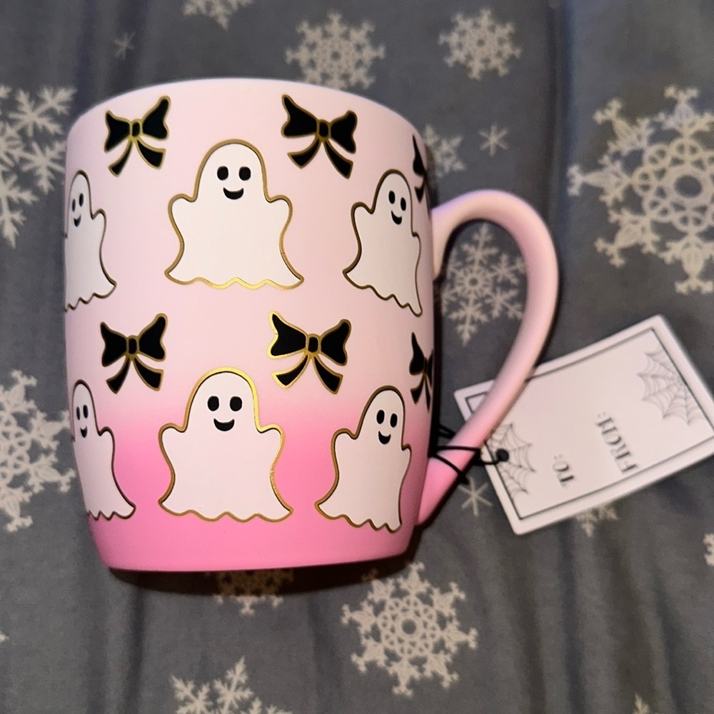 Cobwebs & Cauldrons Ghost Bow Mug